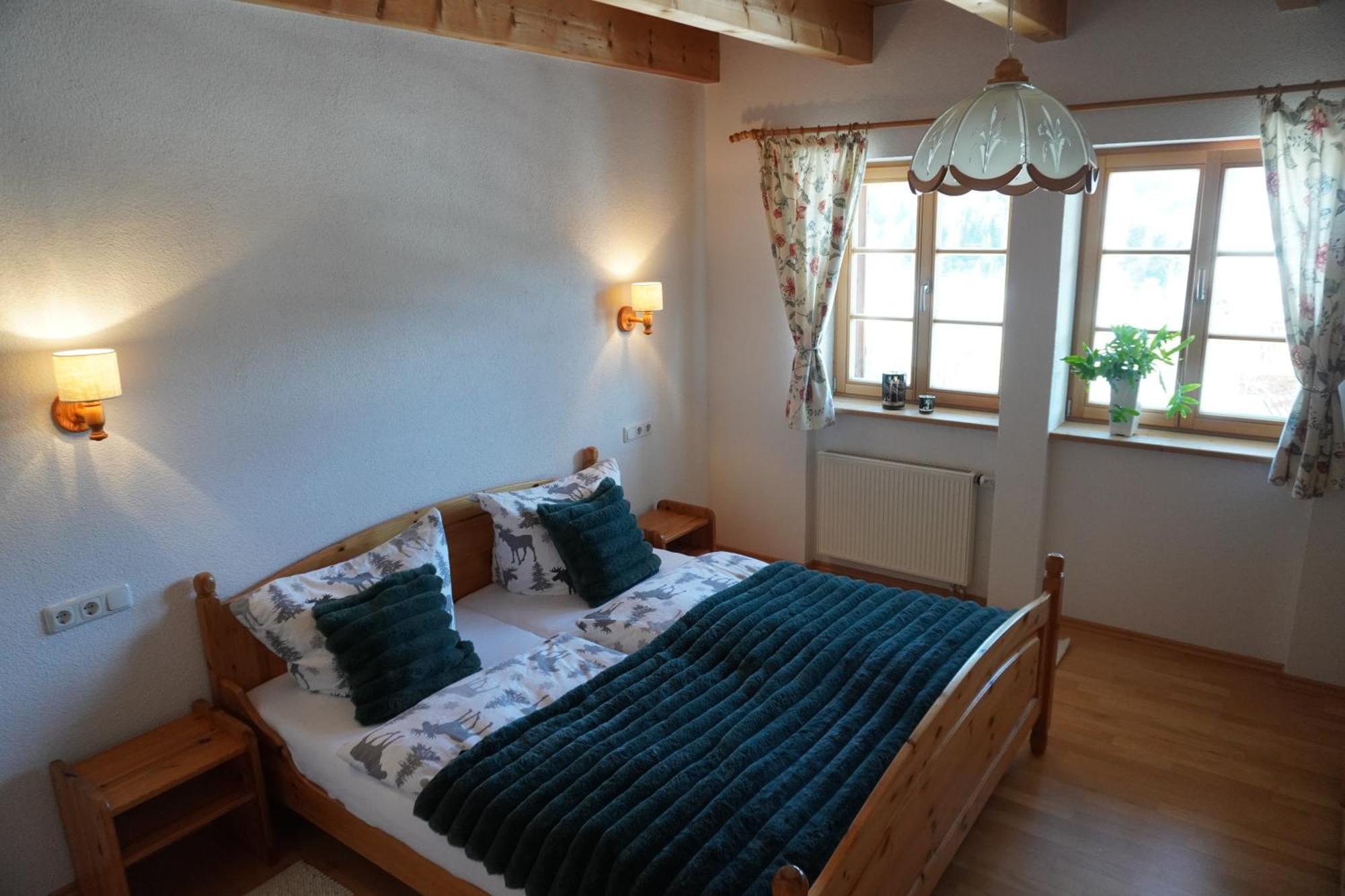 Apartment Bergzeit Auf 1000 M Hoehe Mit Balkon, Parkplatz, Wlan, Kueche *