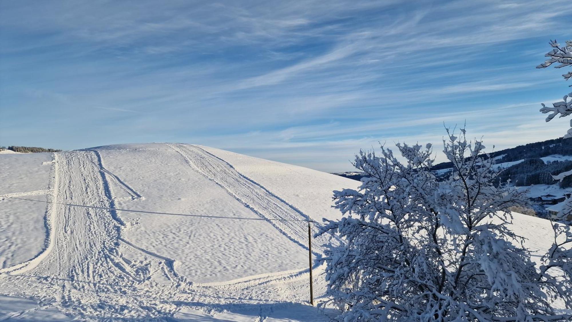 Bergzeit Auf 1000 M Hoehe Mit Balkon, Parkplatz, Wlan, Kueche Wertach